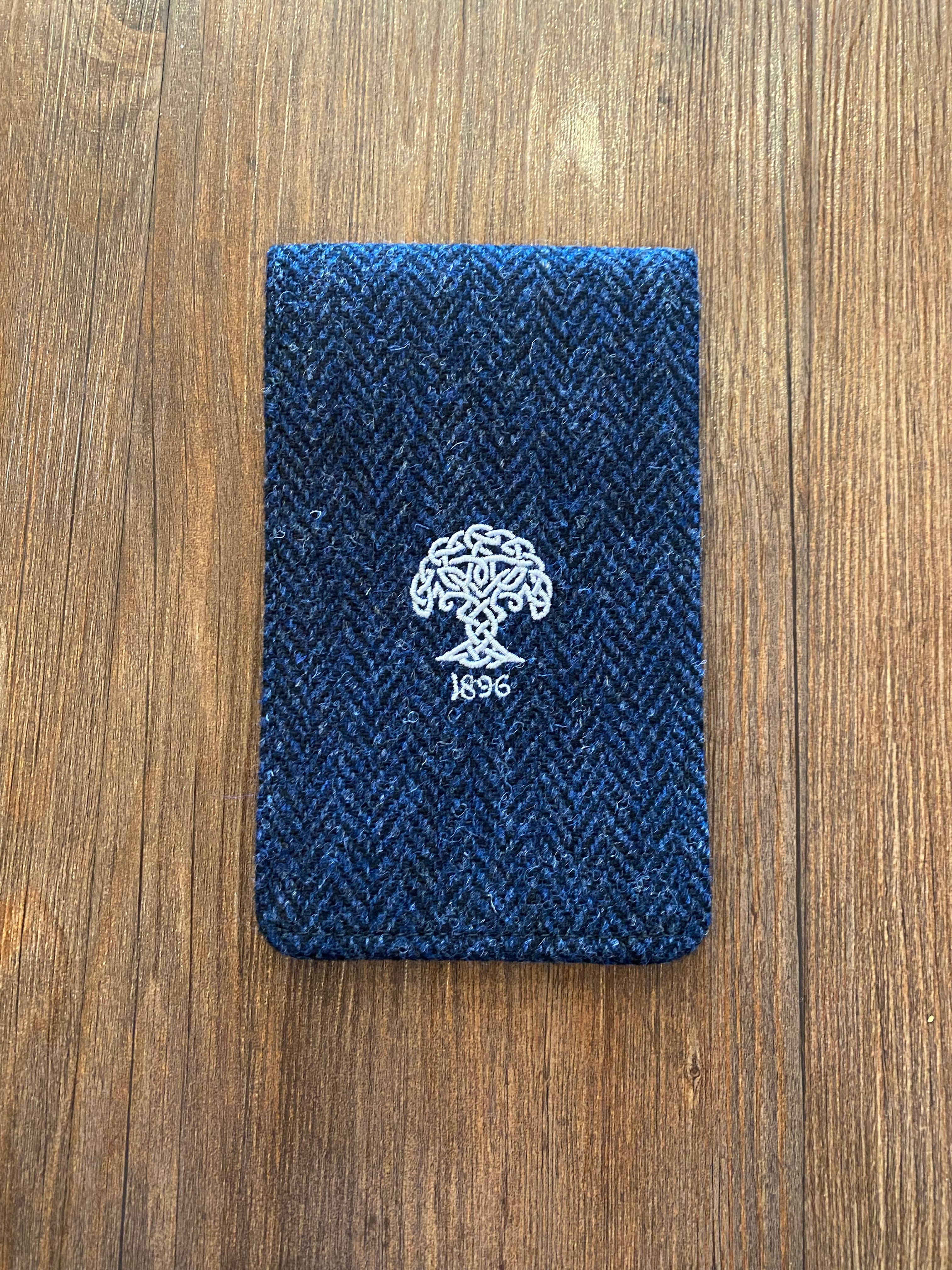 Seamus Yardage Book Holder